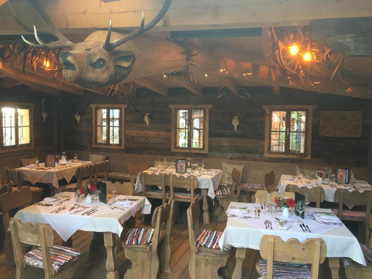 Gasthof Zacherlbraeu Fusch an der Glocknerstraße Exterior foto